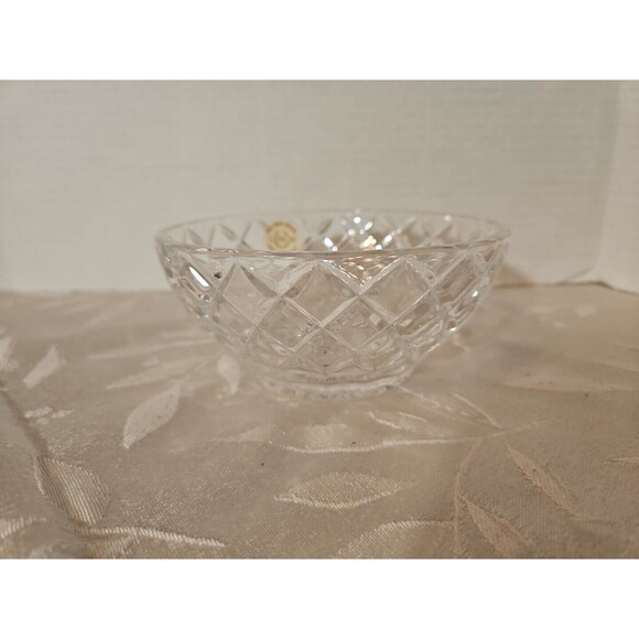 Lenox Full Lead Crystal 5" Candy Dish made in Czech Rep. Excellent Condition - Picture 4 of 7